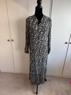 Zusss Jurk Maat M, Maat 38/40 (M), Zwart, Ophalen of Verzenden, Zo goed als nieuw