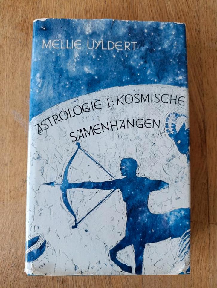 Mellie Uyldert
ASTROLOGIE I: KOSMISCHE
SAMENHANGEN, Boeken, Esoterie en Spiritualiteit, Gelezen, Achtergrond en Informatie, Astrologie