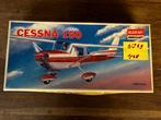 Cessna 150 modelbouw kit, Ophalen of Verzenden, Zo goed als nieuw, Overige merken