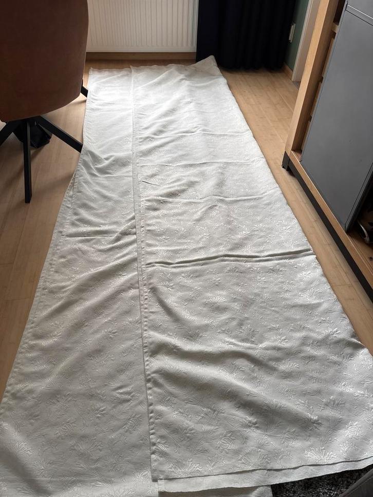 Gordijn (2st) - Wit met subtiel patroon, Huis en Inrichting, Stoffering | Gordijnen en Lamellen, Zo goed als nieuw, 200 cm of meer