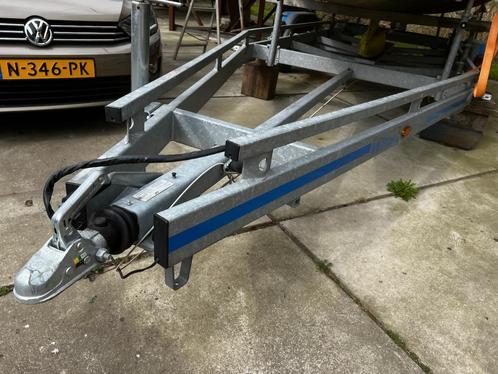wick wegtrailer / boottrailer 3000kg vlemmix kielboot, Watersport en Boten, Boottrailers, Zo goed als nieuw, Kielboottrailer, 3000 kg of meer