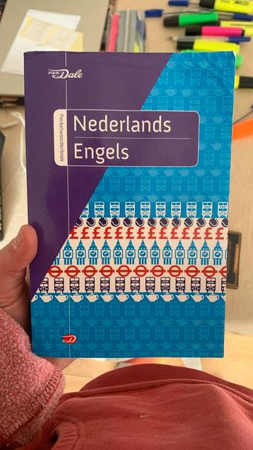 Van Dale pocketwoordenboek Nederlands-Engels beschikbaar voor biedingen