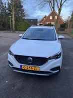 MG ZS EV Luxury met APK tot december 2025, Auto's, MG, Origineel Nederlands, Te koop, 5 stoelen, Dodehoekdetectie