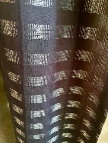 Gordijnen zilver/zwart 2,45 h x 5,0 m breed en 2,07x1,40br beschikbaar voor biedingen