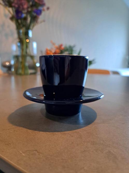 Sagaform design by Moritz, espressokopje met schotel, blauw, Huis en Inrichting, Keuken | Servies, Nieuw, Kop(pen) en/of Schotel(s)