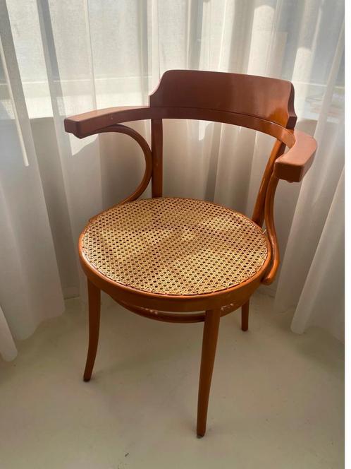 Thonet vintage stoel, Huis en Inrichting, Stoelen, Gebruikt, Eén, Hout, Riet of Rotan, Bruin, Ophalen