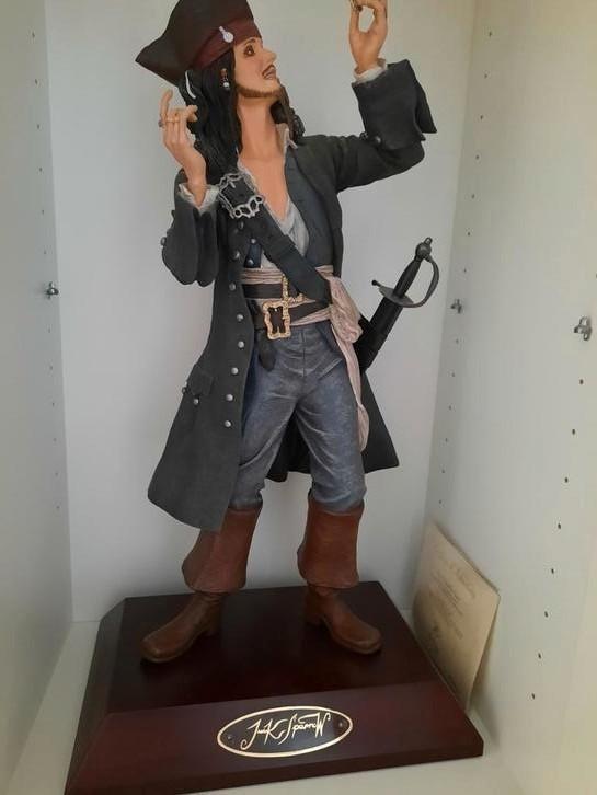 Walt Disney collectibles Jack Sparrow 56 cm, Verzamelen, Disney, Zo goed als nieuw, Beeldje of Figuurtje, Ophalen