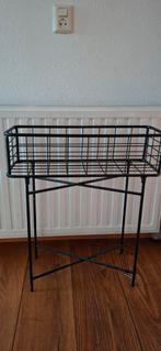 Metalen Plantenstandaard, Ophalen