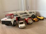 Grote metalen Tonka vrachtwagen met oplegger en 4 auto’s., Kinderen en Baby's, Speelgoed | Speelgoedvoertuigen, Ophalen, Gebruikt