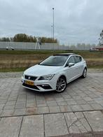 Seat Leon 1.8 TSI 180PK DSG7 PANODAK / CAMERA / LED/ CARPLAY, 1227 kg, 4 cilinders, USB, Leon