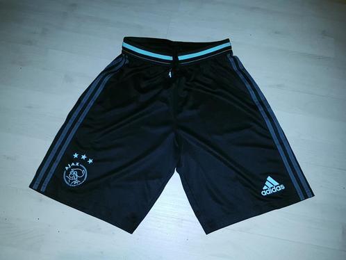 Ajax UIT Short! Seizoen 16/17! Mt 152!, Kinderen en Baby's, Kinderkleding | Maat 152, Zo goed als nieuw, Jongen of Meisje, Broek