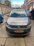 Volkswagen Touran 1.6 TDI 77KW Cross 2015 Grijs, Auto's, Volkswagen, Te koop, Zilver of Grijs, Geïmporteerd, 750 kg