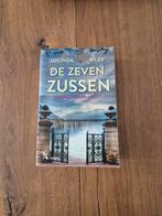 Lucinda Riley - De zeven zussen, Lucinda Riley, Ophalen of Verzenden, Zo goed als nieuw, Nederland