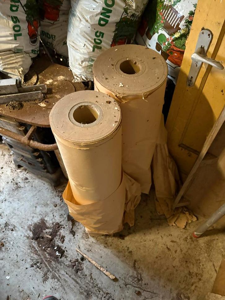 Grote Rollen Papier - Diverse Toepassingen carnaval etc, Hobby en Vrije tijd, Feestartikelen, Zo goed als nieuw, Ophalen of Verzenden