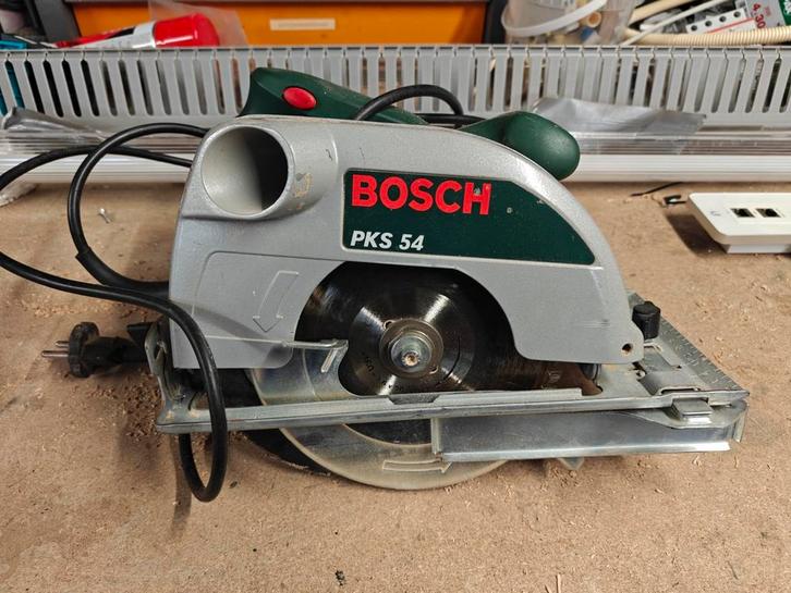 Bosch PKS 54 Cirkelzaag - Gebruikt, Doe-het-zelf en Verbouw, Gereedschap | Zaagmachines, Gebruikt, Cirkelzaag, 600 tot 1200 watt