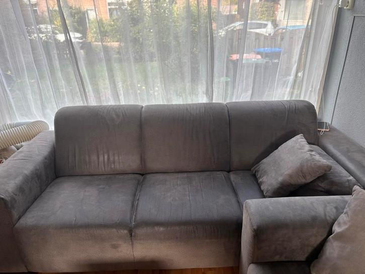 Mooie, duurzame bank met microsuede stof - snel weg!, Huis en Inrichting, Banken | Complete zithoeken, Gebruikt, Stof, Ophalen