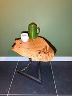 Tafel, bijzettafel, Handgemaakt designobject, Minder dan 50 cm, 50 tot 75 cm, Eikenhout, Minder dan 50 cm