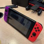 Nintendo Switch V2 in nette staat met accessoires, Spelcomputers en Games, Spelcomputers | Nintendo Switch, Flex Ltd., Zo goed als nieuw