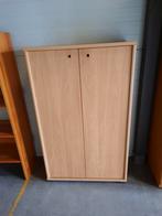 Beuken fineer kast met 2 deuren en 2 schappen, Huis en Inrichting, Kasten | Roldeurkasten en Archiefkasten, Ophalen, Gebruikt