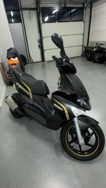 Gilera runner 172cc SP dubbel disc Rst Vers! 2 takt UNIEK!! beschikbaar voor biedingen