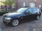 BMW 3 Serie 318i Business Line (bj 2009), Auto diversen, Schadeauto's, Zwart, Stationwagon, Handgeschakeld, Benzine