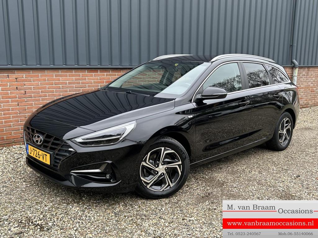 Hyundai i30 Wagon 1.5 T-GDi MHEV Premium Sky Leer/Led/Camera, Auto's, Voorwielaandrijving, Euro 6, 4 cilinders, Skiluik