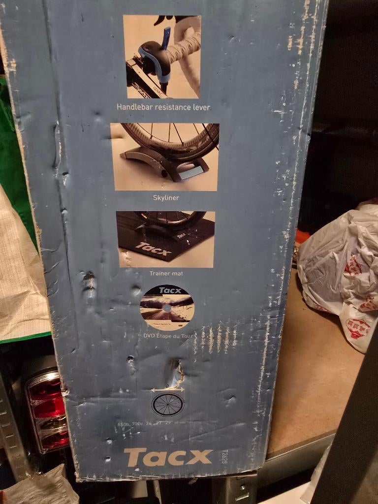 Tacx fietstrainer, Ophalen, Zo goed als nieuw, Metaal, Benen