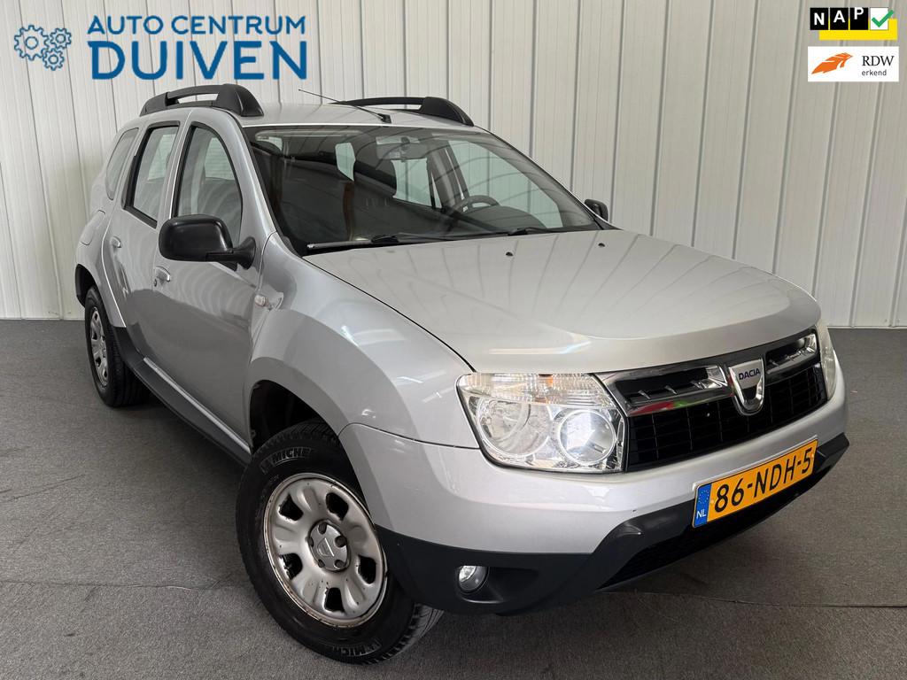 Dacia Duster 1.6 Lauréate | 2e EIG | Nieuw APK | Airco, Auto's, Dacia, Stof, Gebruikt, Zwart, 4 cilinders
