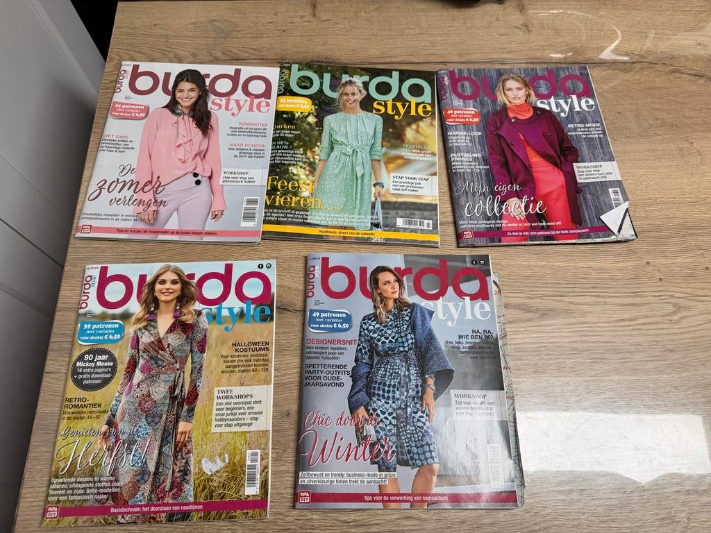 Burda naaipatronen 2, Hobby en Vrije tijd, Kledingpatronen, Gebruikt, Overige typen, Vrouw, Burda, Ophalen of Verzenden