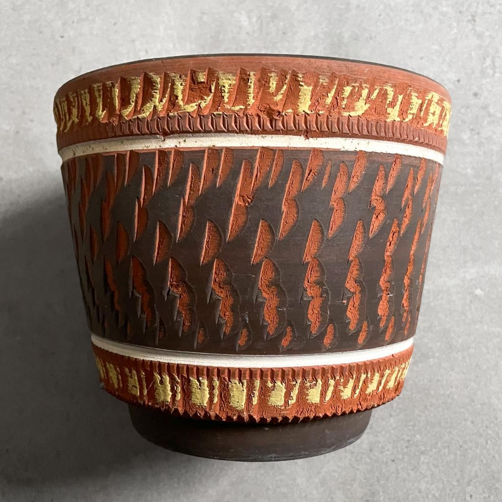 Vintage, retro aardewerk bloempot met reliëf, Ophalen of Verzenden, Huis en Inrichting