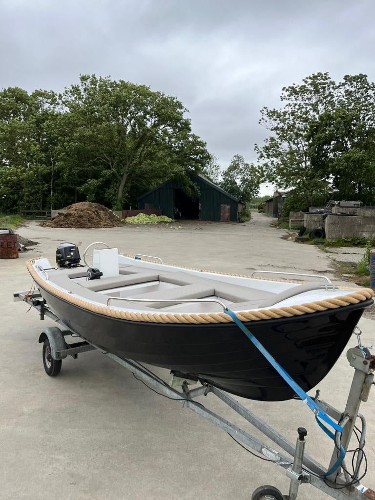 Nieuwe Amigo 430 Sloep met 9.8 PK Tohatsu Motor + E-Start, Watersport en Boten, Tot 10 pk, Ophalen of Verzenden, Zo goed als nieuw
