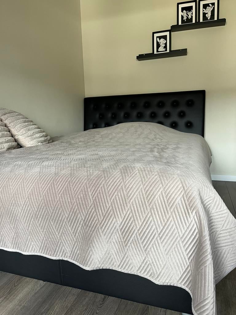 Bed 140 breed, Ophalen, Overige materialen, Zwart, 140 cm