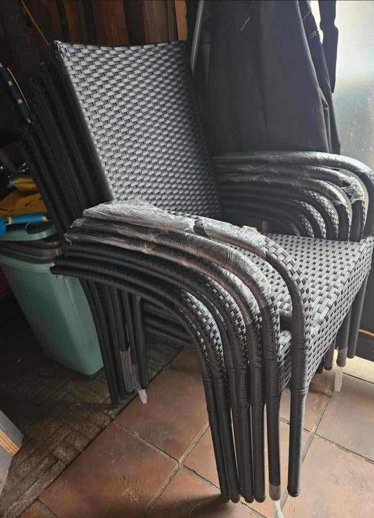 Tuinstoel stapelstoel GUDHJEM zwart NIEUW, Tuin en Terras, Tuinstoelen, Ophalen, Nieuw