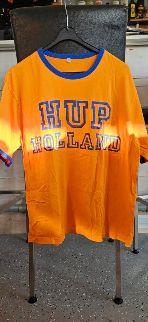 Oranje 'Hup Holland' T-shirt - Maat XL, Onbekend, Maat 56/58 (XL), Oranje, Ophalen of Verzenden