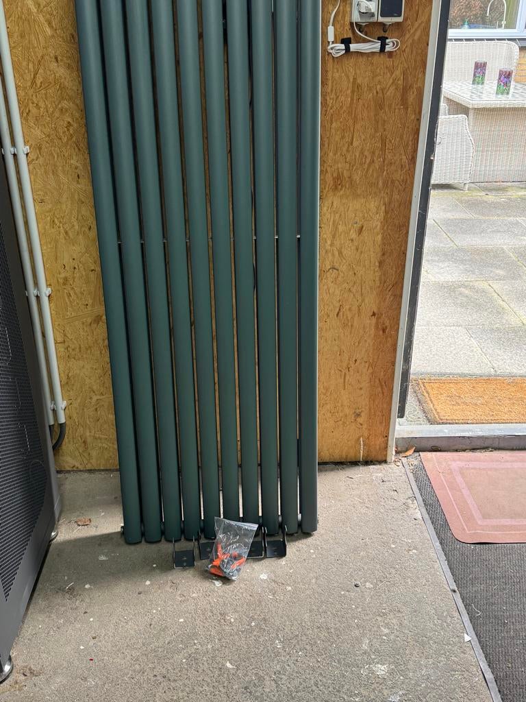 Verticale Design Radiator 178x59cm - Matgrijs 1832W, Doe-het-zelf en Verbouw, Verwarming en Radiatoren, Ophalen, Radiator, Nieuw