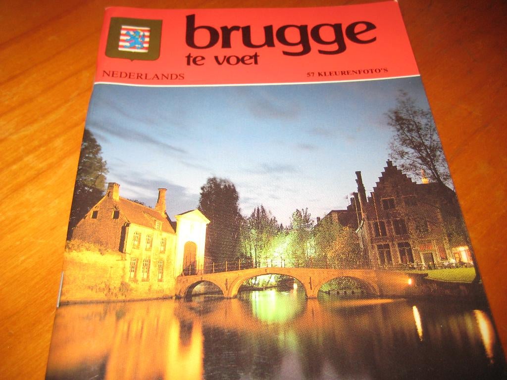 Brugge te voet, Overige merken, Fiets- of Wandelgids, Europa, Ophalen of Verzenden