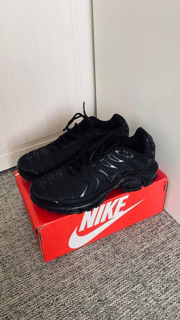 Nike Air Max Plus TN - Zwart Maat 42 nieuwe, Kleding | Dames, Schoenen, Zwart, Nike, Ophalen of Verzenden, Sneakers of Gympen