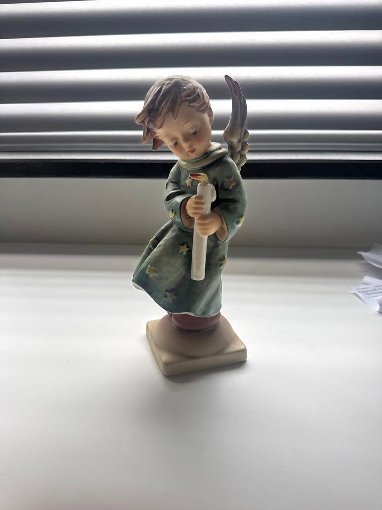 Hummel Goebel beeldje engel met kaars, Verzamelen, Ophalen, Zo goed als nieuw, Hummel