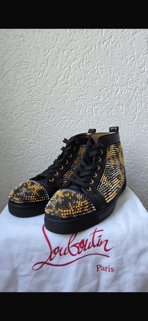 Christian Louboutin, Ophalen of Verzenden, Zo goed als nieuw, Zwart