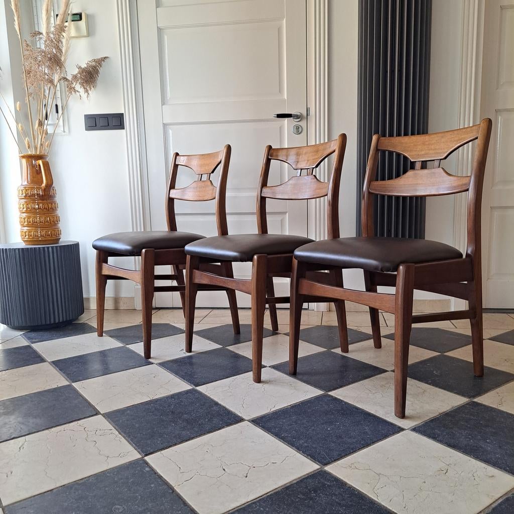 Set van 3 vintage BAKO eetkamerstoelen - Teak & Skai, Ophalen of Verzenden, Zo goed als nieuw, Bruin, Stof