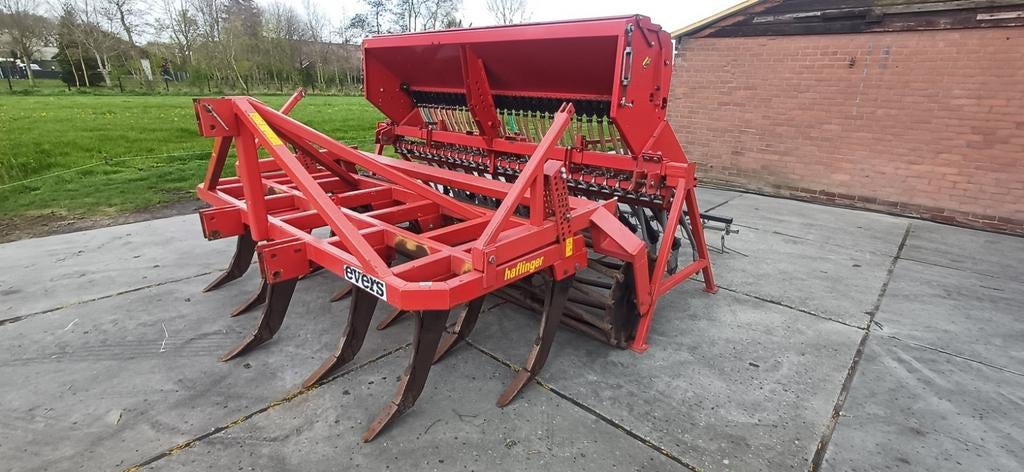 Evers Haflinger met kongskilde opbouw zaaimachine, Ophalen, Grondbewerking