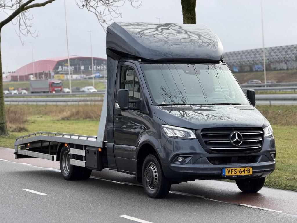 Mercedes-Benz Sprinter 519 3.0 CDI V6 Luchtvering Oprijwagen, Auto's, Bestelauto's, Automaat, Metallic lak, Stof, Gebruikt
