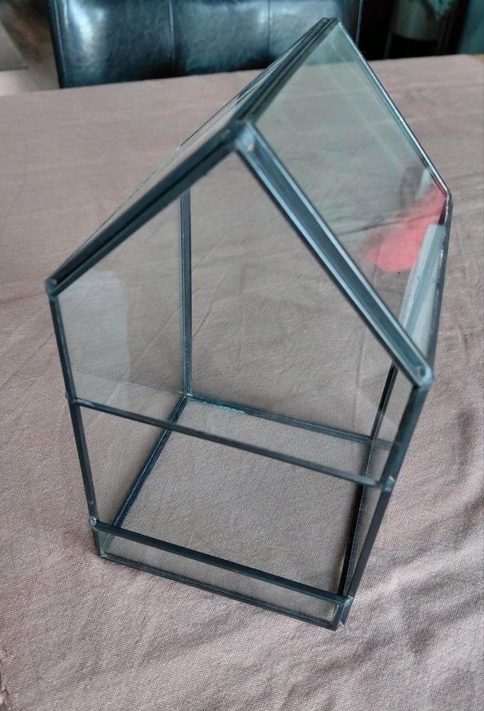 Glazen huisje / terrarium decoratief, Ophalen, Zo goed als nieuw, Zwart, Glas