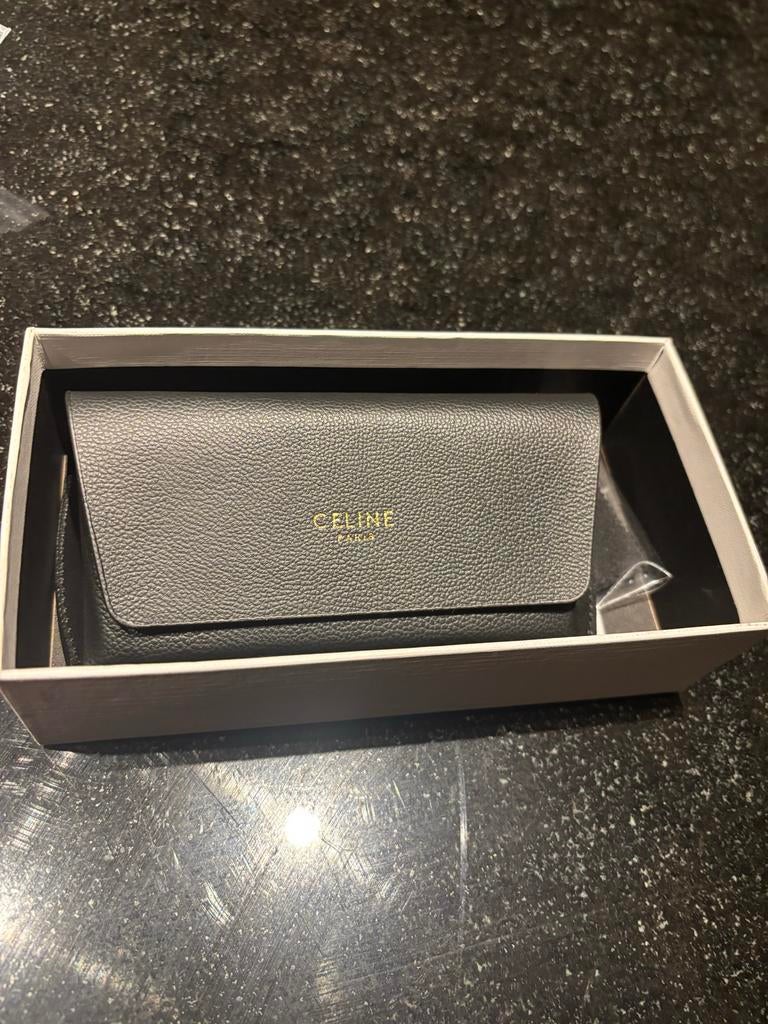 Céline zonnebril nieuw, Overige merken, Zonnebril, Zwart, Nieuw
