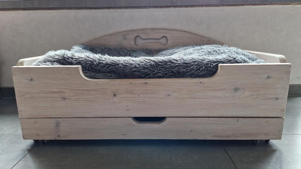 Hondenbank steigerhout met lade incl. kussen 100x70 cm, Ophalen, Zo goed als nieuw, Overige