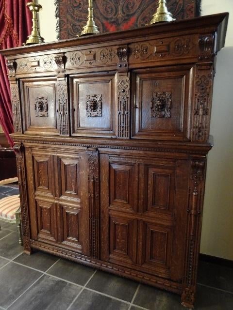 renaissance meubel 17e eeuw, Verzenden