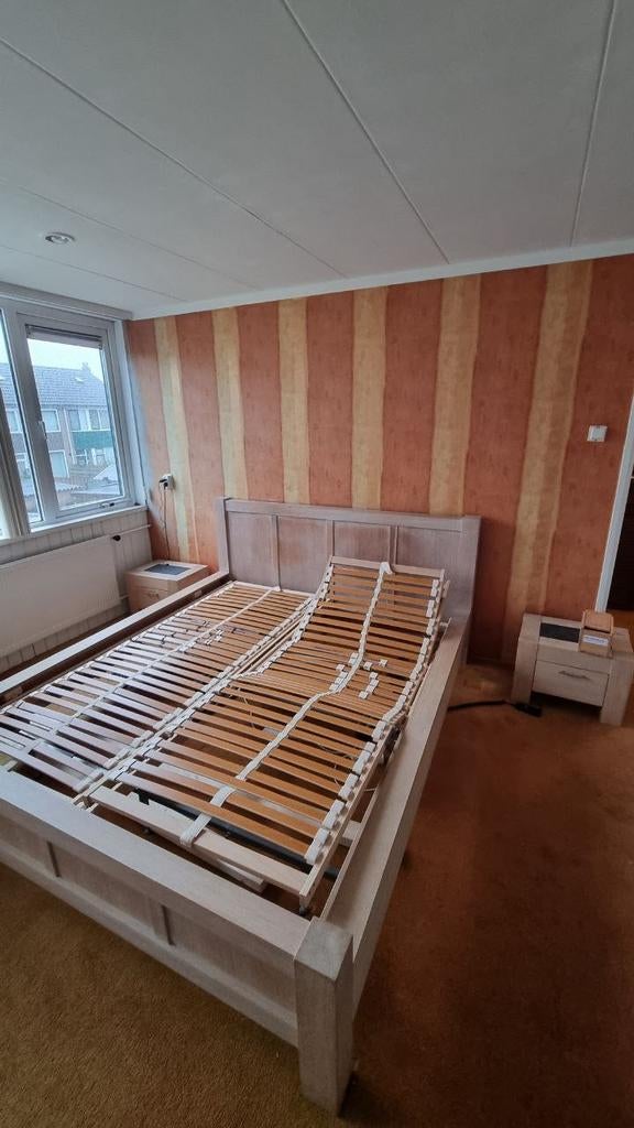 Modern tweepersoons bedombouw, Huis en Inrichting, Slaapkamer | Bedden, Ophalen, Overige kleuren, Tweepersoons, 180 cm