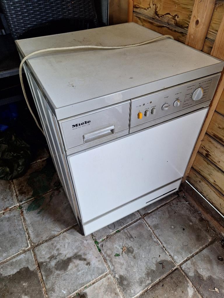 Miele condensdroger, Witgoed en Apparatuur, Wasdrogers, Ophalen, 6 tot 8 kg, Gebruikt, Voorlader