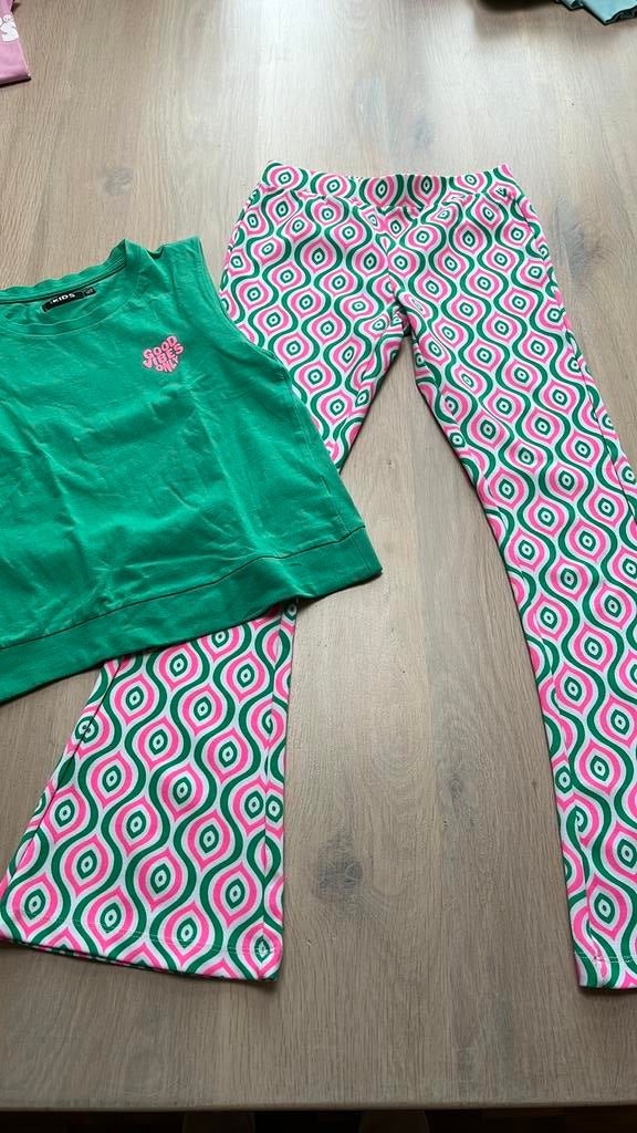 Vrolijk setje maat 146/152 Terstal, Ophalen of Verzenden, Zo goed als nieuw, Meisje, Setje