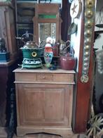 Antieke houten kast met lade en deuren, Ophalen